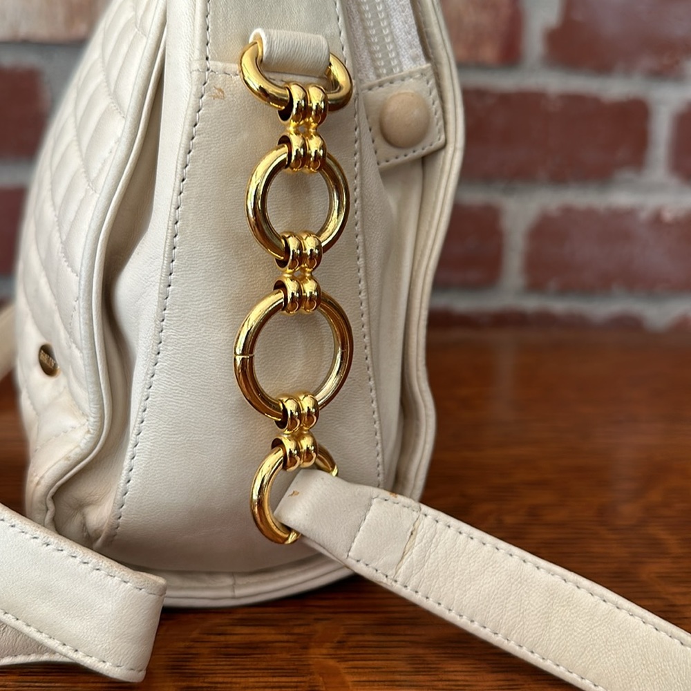 Bally Crossbody Quilted Bag Vintage White - Picture 6 of 16